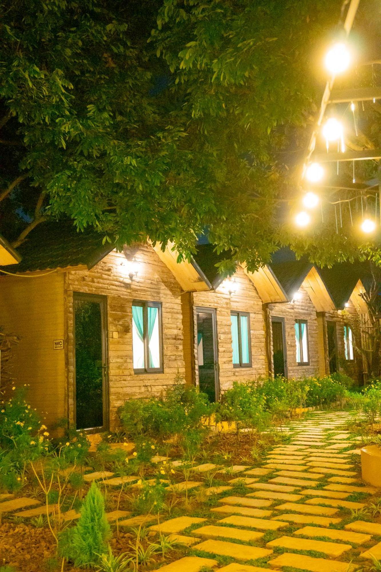 ホテル Mocha House Lang Mon エクステリア 写真