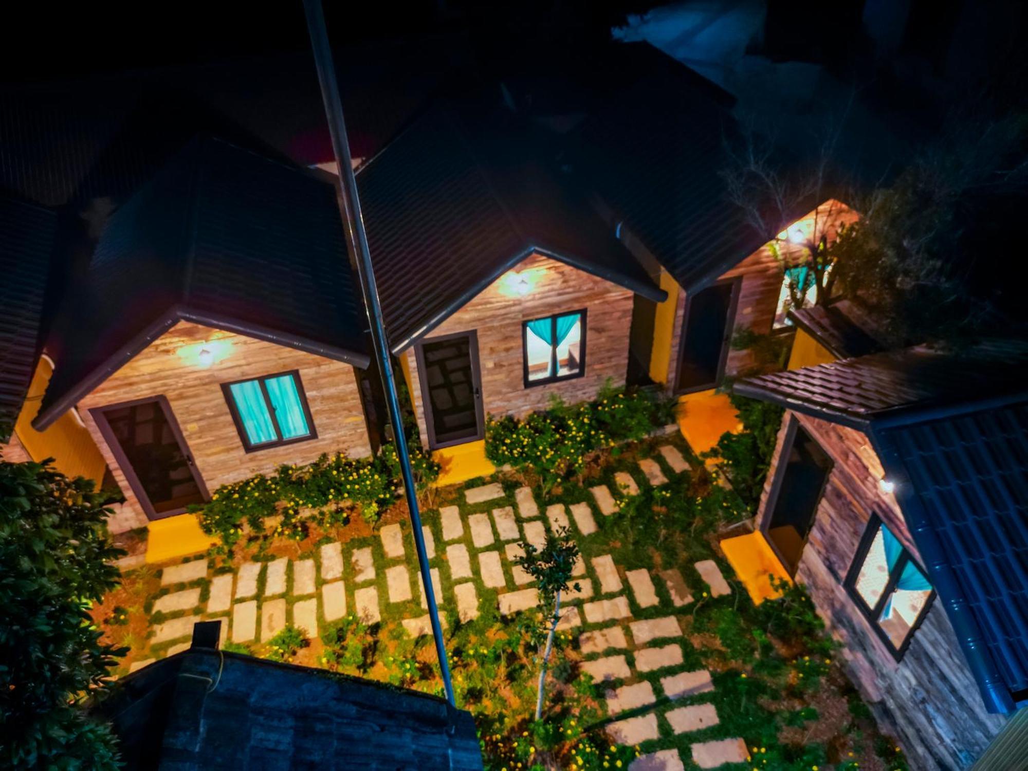 ホテル Mocha House Lang Mon エクステリア 写真
